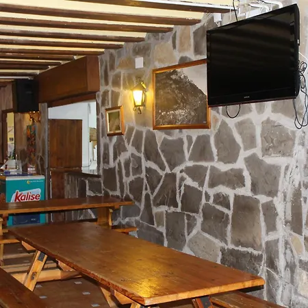 Albergue-Refugio Sargantana-2